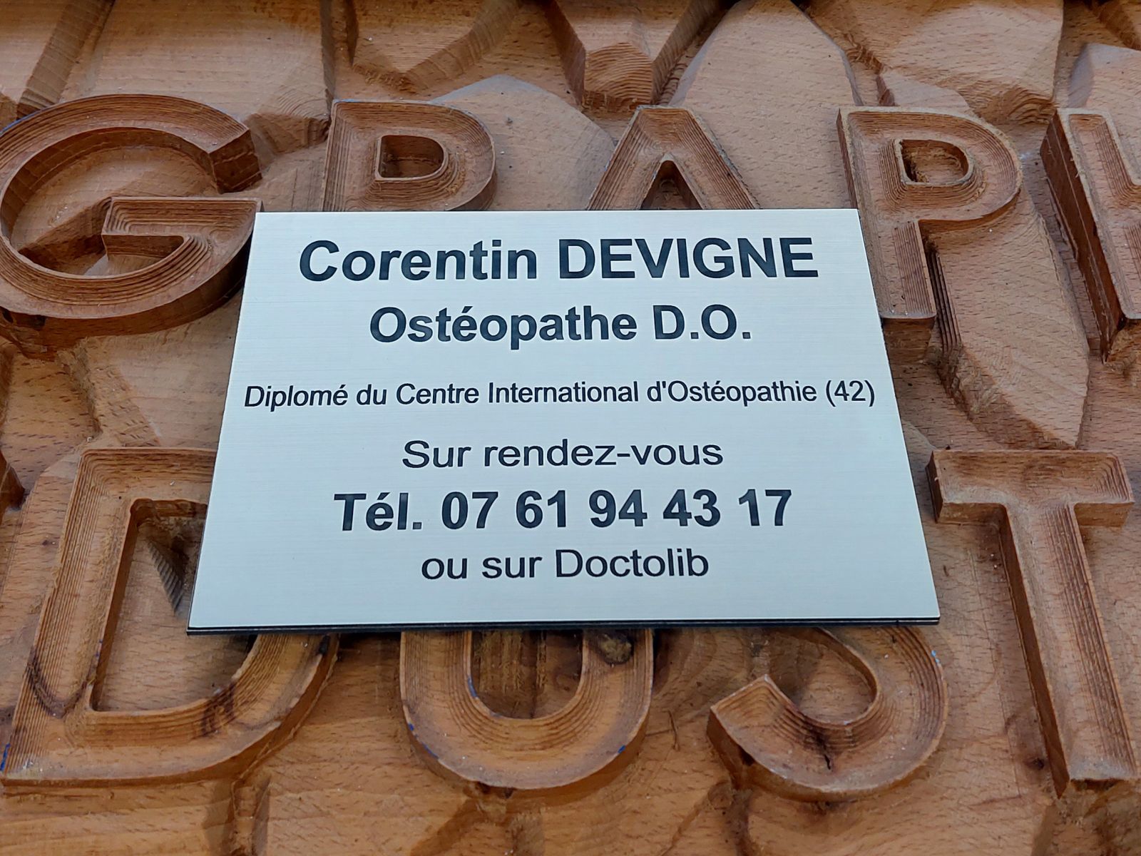 plaque professionnelle en dibon